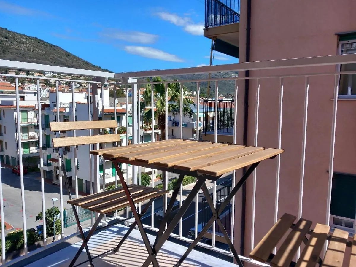 Timone Vicino Al Mare Bludipietraligure Apartment Pietra Ligure 0*,